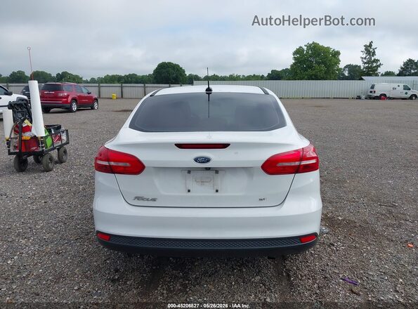 1FADP3F28JL265827 2018 FORD FOCUS White 