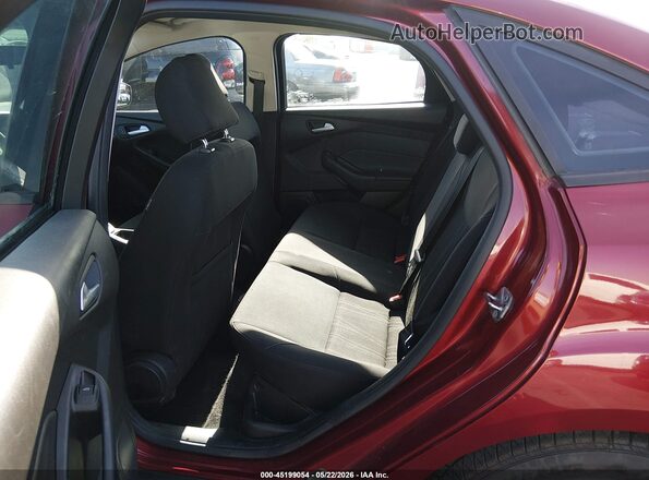 1FADP3F29HL303950 2017 FORD FOCUS Maroon Vista de la etiqueta del VIN