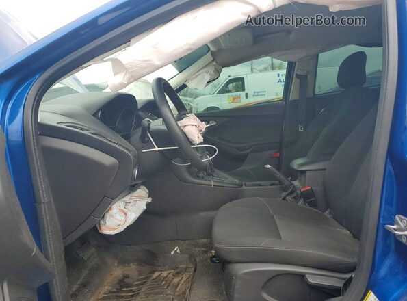 1FADP3F29JL268476 2018 FORD FOCUS Blue Вид салону спереду