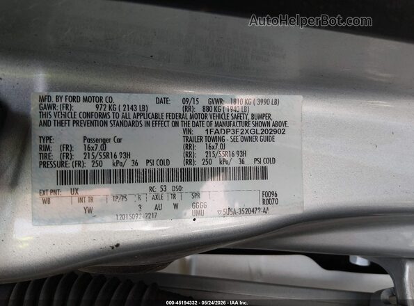 1FADP3F2XGL202902 2016 FORD FOCUS Silver Вид підкапотного простору