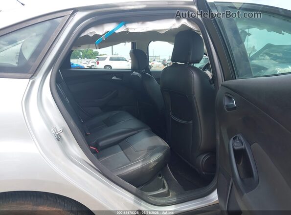 1FADP3F2XGL345980 2016 FORD FOCUS Silver VIN sticker view
