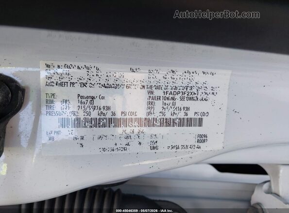 1FADP3F2XHL299083 2017 FORD FOCUS White 