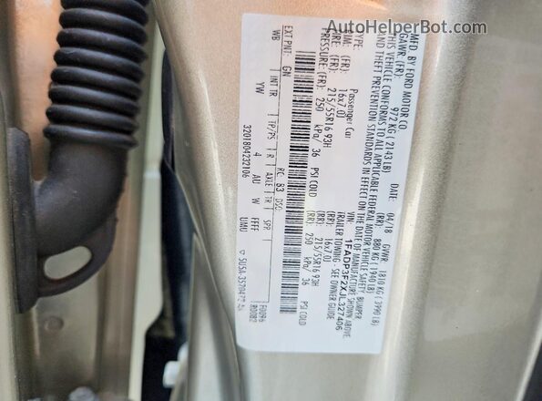 1FADP3F2XJL327406 2018 FORD FOCUS Beige 
