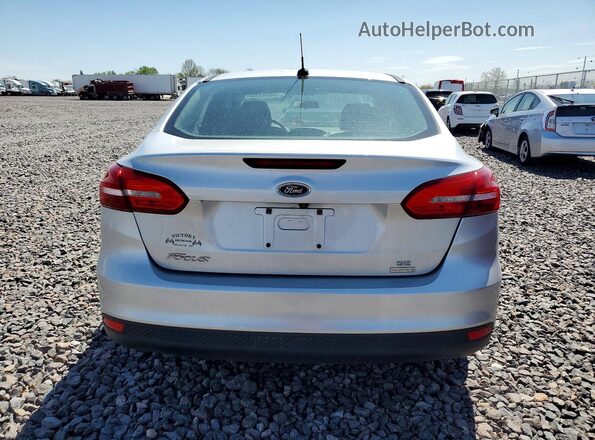 1FADP3FE5JL210181 2018 FORD FOCUS Silver Widok z tyłu