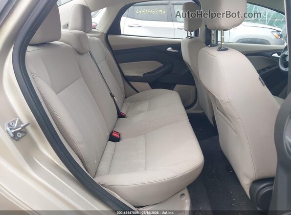 1FADP3FE8JL245930 2018 FORD FOCUS Tan Vista de la etiqueta del VIN