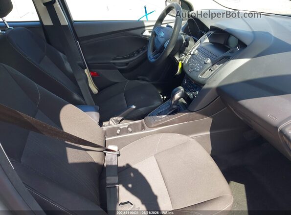 1FADP3FEXJL308106 2018 FORD FOCUS Silver 