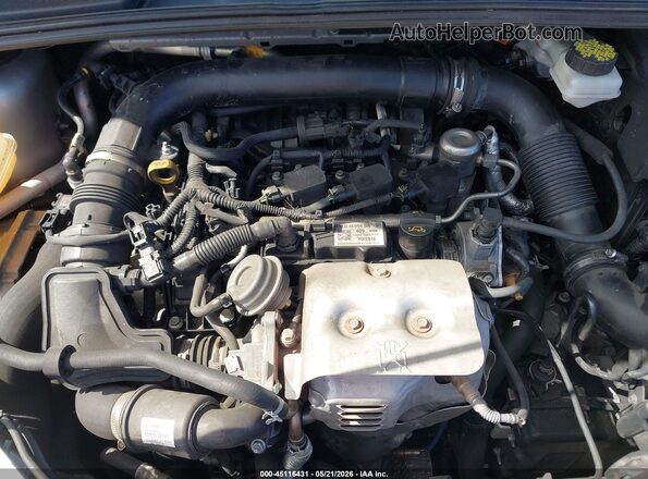 1FADP3FEXJL308106 2018 FORD FOCUS Silver 