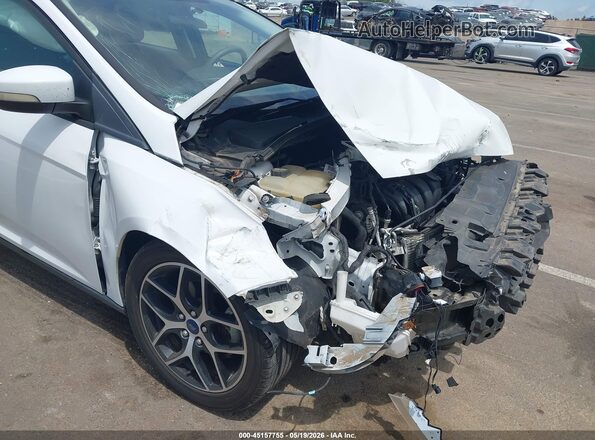 1FADP3H22JL202249 2018 FORD FOCUS White 