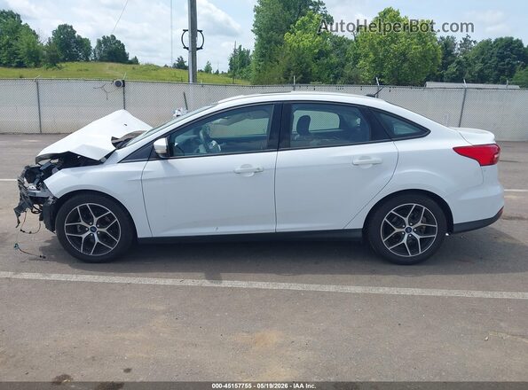 1FADP3H22JL202249 2018 FORD FOCUS White 