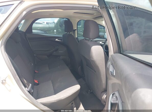 1FADP3H26JL220933 2018 FORD FOCUS Gold Widok naklejki z numerem VIN