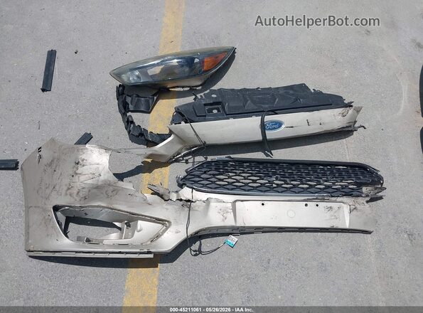 1FADP3H26JL220933 2018 FORD FOCUS Gold Widok zestawu wskaźników