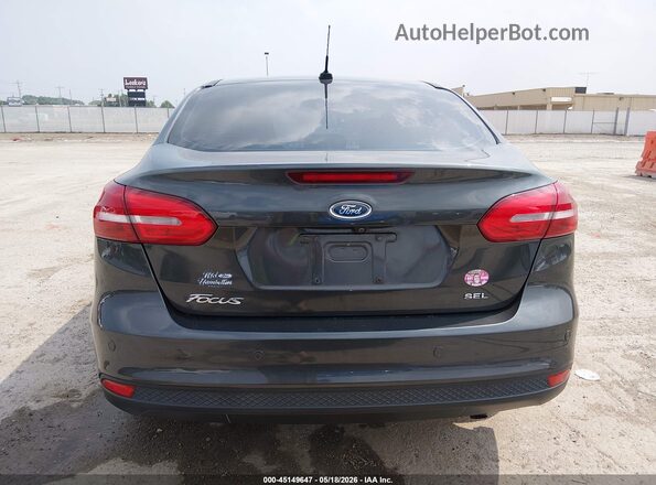 1FADP3H27HL332974 2017 FORD FOCUS Gray 
