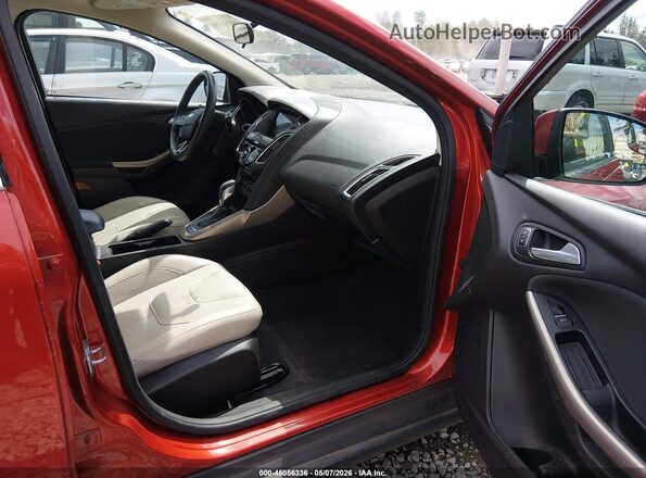 1FADP3J22JL294053 2018 FORD FOCUS Orange 