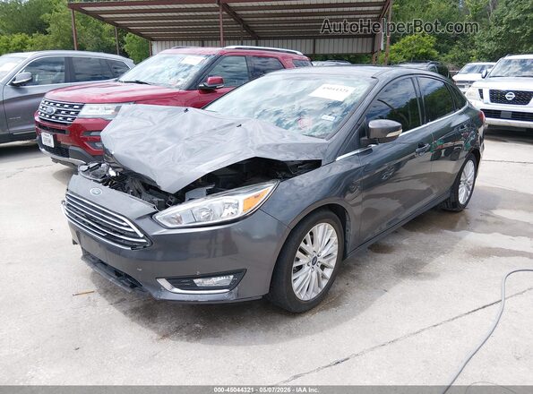 1FADP3J27JL233104 2018 FORD FOCUS Gray Передня ліва чверть
