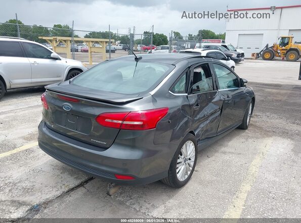 1FADP3J27JL247181 2018 FORD FOCUS Серый 