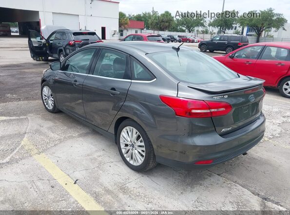 1FADP3J27JL247181 2018 FORD FOCUS Серый 