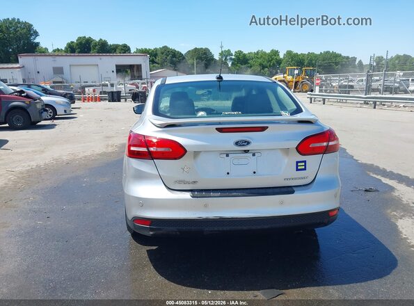 1FADP3J29HL238086 2017 FORD FOCUS Silver 
