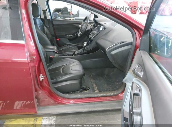 1FADP3J29HL325602 2017 FORD FOCUS Burgundy Вид салону спереду