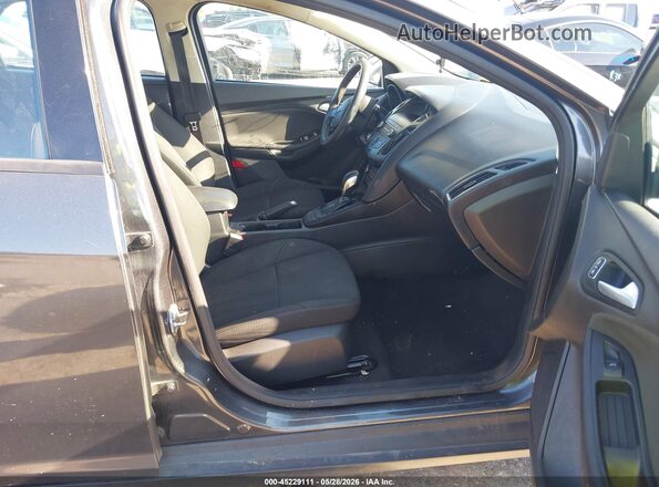 1FADP3K21JL297699 2018 FORD FOCUS Gray წინა სალონის ხედი