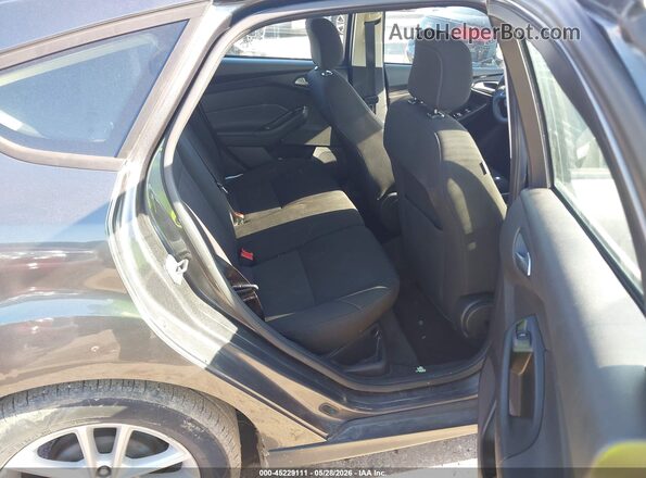 1FADP3K21JL297699 2018 FORD FOCUS Gray VIN კოდის სტიკერის ხედი