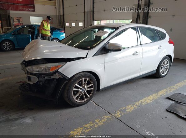 1FADP3K22GL270701 2016 FORD FOCUS White Front left