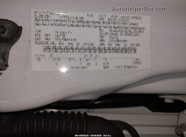 1FADP3K22GL270701 2016 FORD FOCUS White Engine compartment view