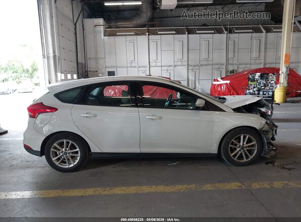 1FADP3K22GL270701 2016 FORD FOCUS White Rear interior view