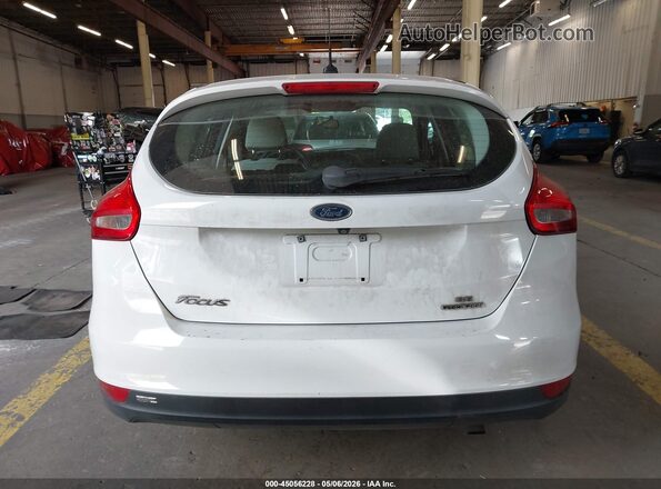 1FADP3K22GL270701 2016 FORD FOCUS White 