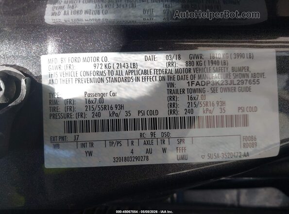 1FADP3K23JL297655 2018 FORD FOCUS Серый Вид подкапотного пространства