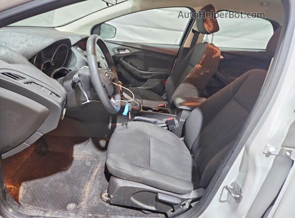 1FADP3K25GL213554 2016 FORD FOCUS White Widok wnętrza z przodu