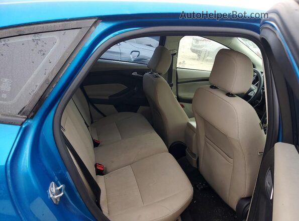 1FADP3K26HL234172 2017 FORD FOCUS Blue Vista de los asientos traseros