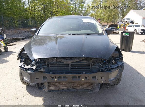 1FADP3K27JL248510 2018 FORD FOCUS Black Rear interior view