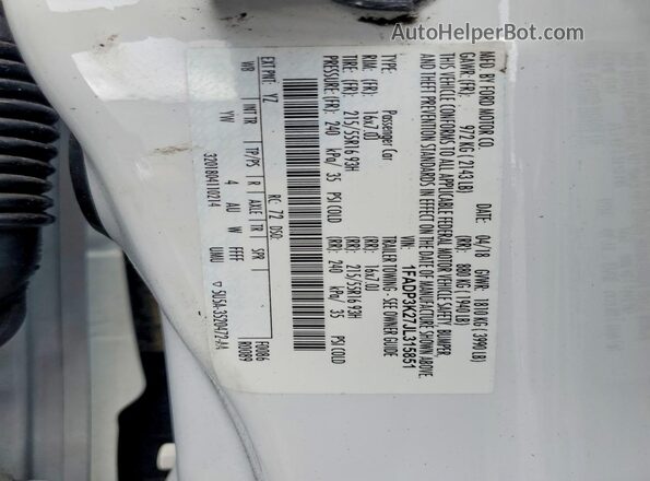 1FADP3K27JL315851 2018 FORD FOCUS White VIN კოდის სტიკერის ხედი