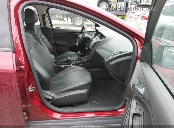 1FADP3K28GL245866 2016 FORD FOCUS Red 