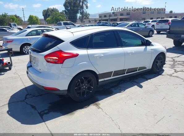 1FADP3K29GL209362 2016 FORD FOCUS White 