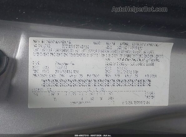 1FADP3K2XJL252695 2018 FORD FOCUS Silver Engine compartment view