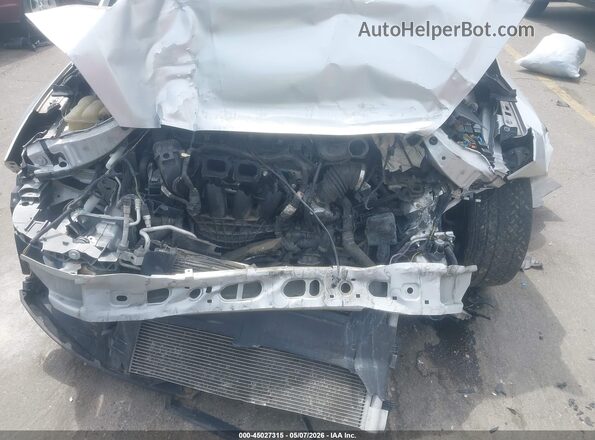 1FADP3K2XJL252695 2018 FORD FOCUS Silver Front view