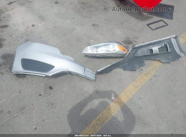 1FADP3K2XJL252695 2018 FORD FOCUS Silver Instrument cluster view