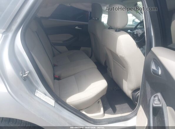 1FADP3K2XJL252695 2018 FORD FOCUS Silver VIN sticker view