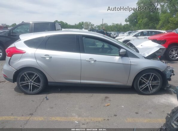 1FADP3K2XJL252695 2018 FORD FOCUS Silver 360 interior view