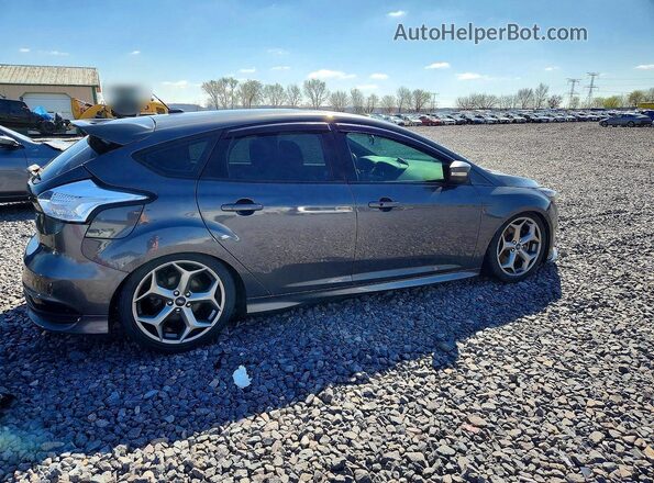 1FADP3L93JL331749 2018 FORD FOCUS Gray Rear right