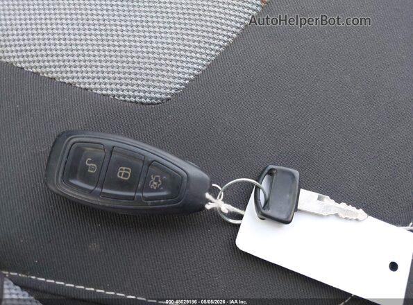1FADP3L95HL347512 2017 FORD FOCUS Серый Вид панели приборов