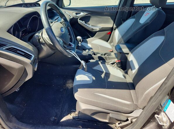 1FADP3L98GL262663 2016 FORD FOCUS Gray Widok wnętrza z przodu