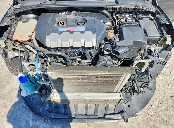 1FADP3L98GL262663 2016 FORD FOCUS Gray Widok wnętrza z tyłu