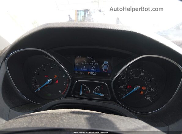 1FADP3M20HL311289 2017 FORD FOCUS Red Հետևի նստատեղերի տեսք