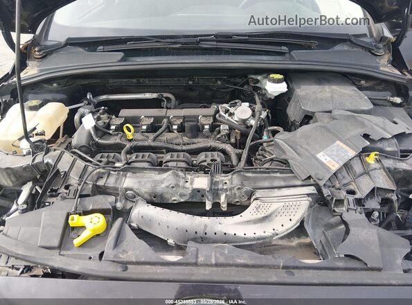 1FADP3M22JL229893 2018 FORD FOCUS Черный 