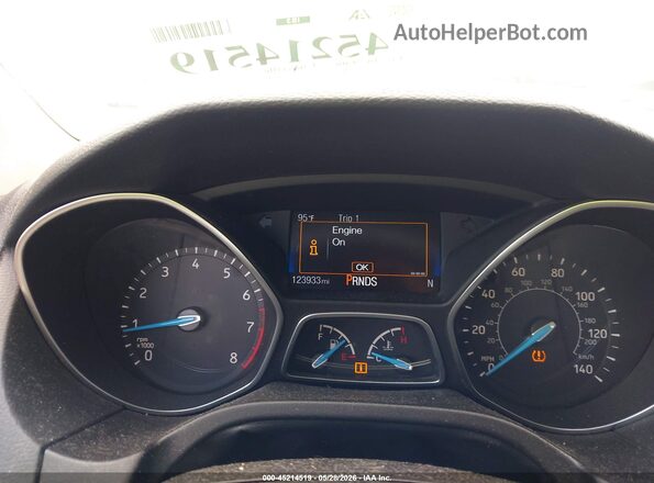 1FADP3M22JL242966 2018 FORD FOCUS Black უკანა სავარძლების ხედი