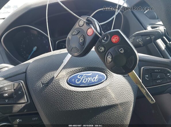 1FADP3M28HL227317 2017 FORD FOCUS White Вид панелі приладів