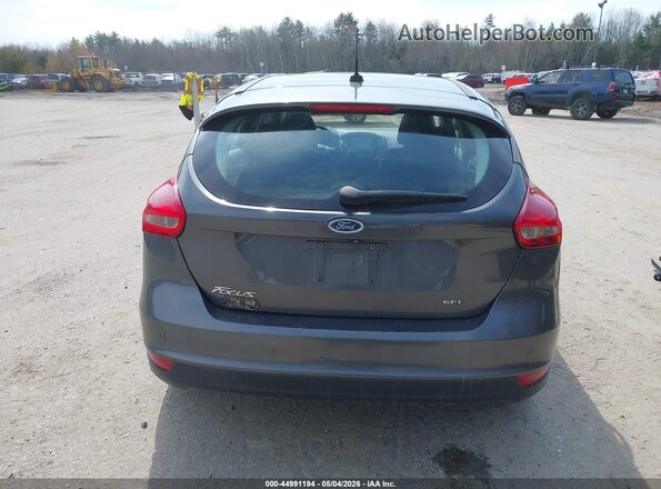 1FADP3M2XHL326494 2017 FORD FOCUS Gray 
