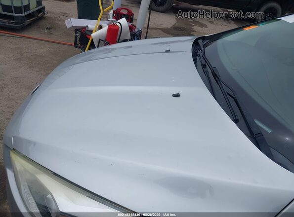1FADP3N22HL287656 2017 FORD FOCUS Silver წინა ხედი